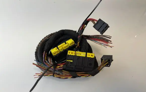 BMW 5 E60 E61 Seat wiring loom 8369719 9684771