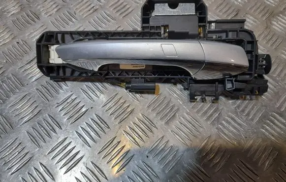 Mercedes-Benz E A207 Front door exterior handle A2077604540