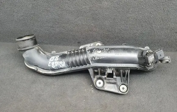 Audi A4 S4 B8 8K Intercooler hose/pipe 8K0145673AE 8K0145673BB