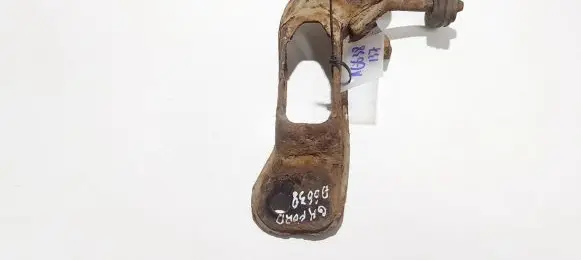 Ford Mondeo Mk III Bracket in trunk/boot 