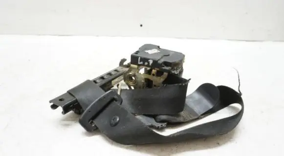 Ford Mondeo Mk III Front seatbelt 1S71F6129