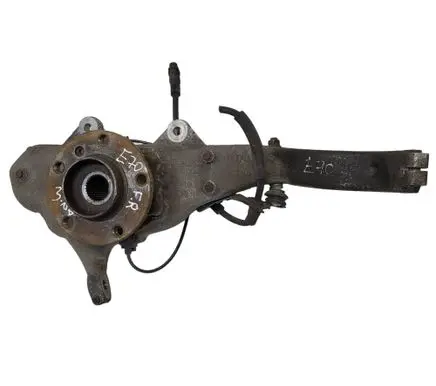 BMW X5 E70 Front wheel hub 6773784