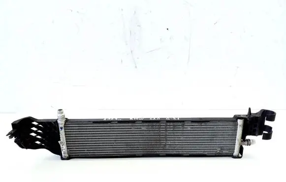 BMW 5 G30 G31 G38 Coolant radiator 8596124
