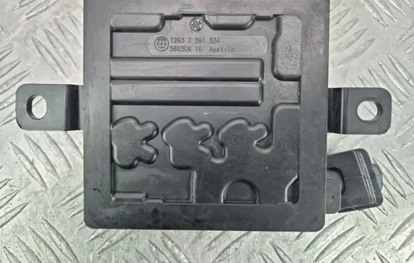 BMW 5 F10 F11 Power management control unit 7591534