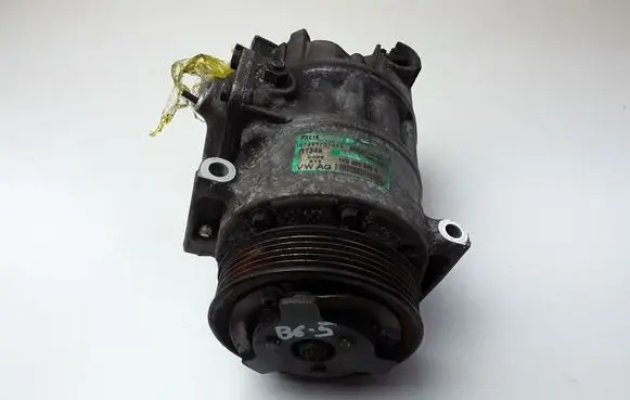Volkswagen PASSAT B6 Air conditioning (A/C) compressor (pump) 1K0820803S