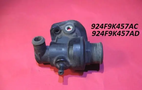 Thermostat/thermostat housing