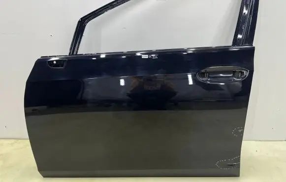 Volkswagen Golf VIII Front door 5H4831311C