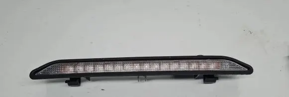 Opel Zafira A Third/center stoplight 0009910001