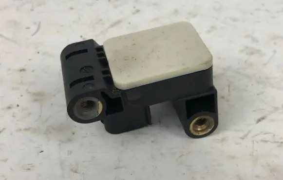 BMW X5 E70 Airbag deployment crash/impact sensor 6911003 0285003900 030112