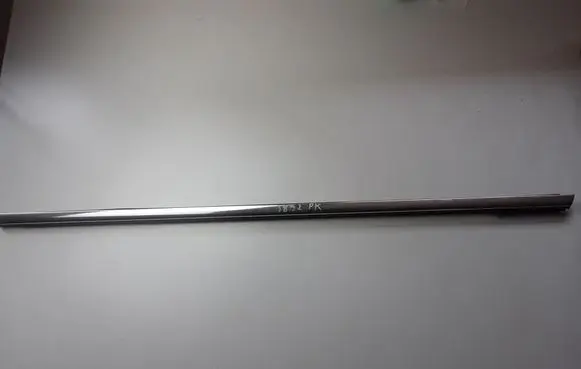 Nissan Navara D23 Front door glass trim molding 808214JG0A