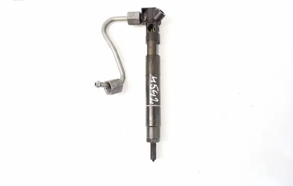 Fuel injector