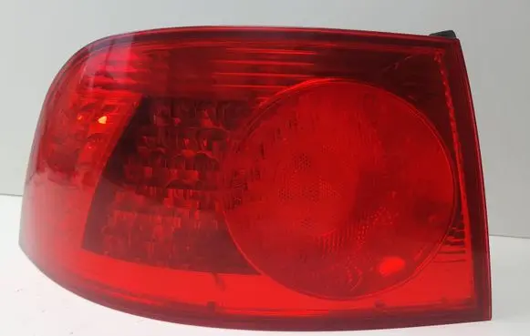 Volkswagen Phaeton Rear/tail lights 3D0945095D 333155L
