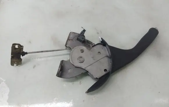 Toyota Corolla Verso E121 Handbrake/parking brake lever assembly