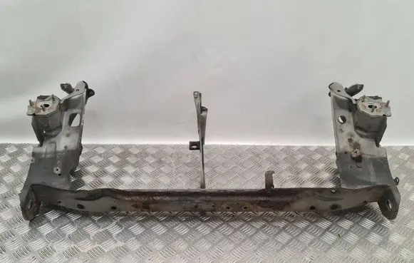 Front bumper cross member