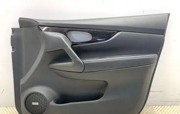Nissan X-Trail T32 Front door card panel trim