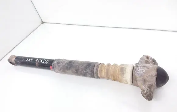 Skoda Octavia Mk2 (1Z) Rear shock absorber/damper