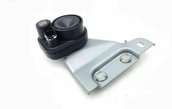 Toyota RAV 4 (XA50) Alarm system siren 8904042020 2370006510