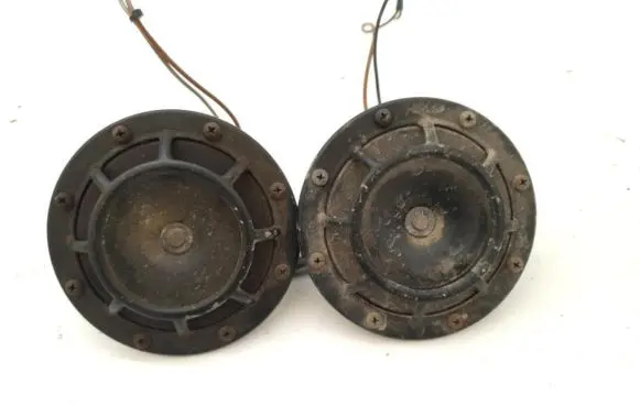BMW 5 E39 Horn signal 003399
