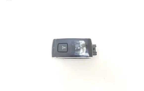Citroen DS5 Rear seat light EMVR3864 8957440 122097
