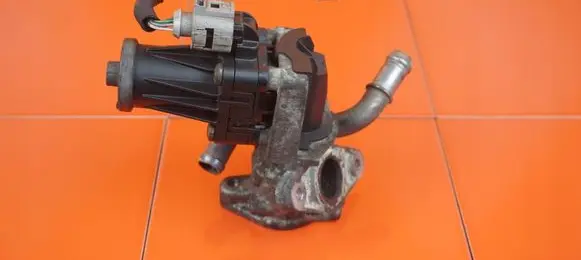 Peugeot Boxer EGR thermostat BK2Q9D475CC 17MB9