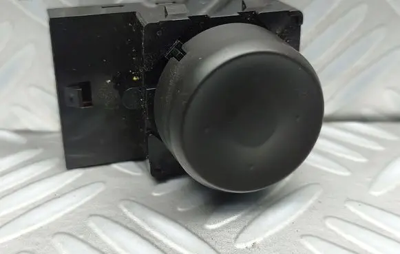 Opel Zafira C Seat control switch 13285104 K0REA 3206T2