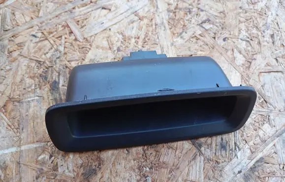 Dodge Journey Other rear door trim element 100000857