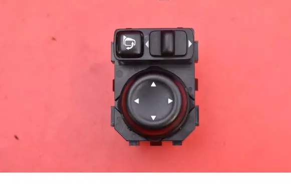 Nissan Qashqai Mirror heating switch
