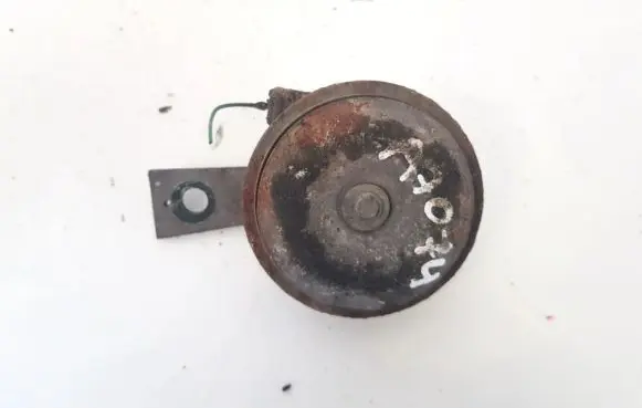 Nissan X-Trail T30 Horn signal
