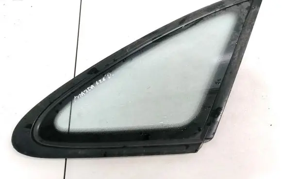 Mazda 626 Rear side window