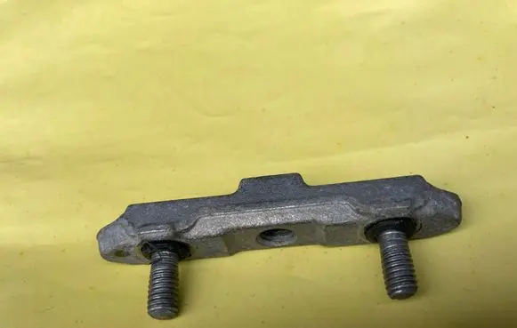 Mercedes-Benz C AMG W204 Convertible roof lock latch cylinder A2186500055