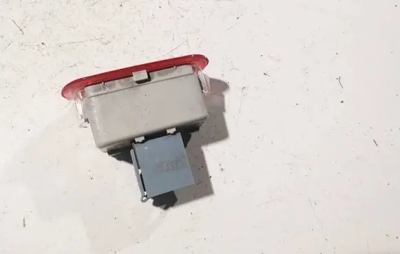 Skoda Octavia Mk2 (1Z) Front door card panel trim