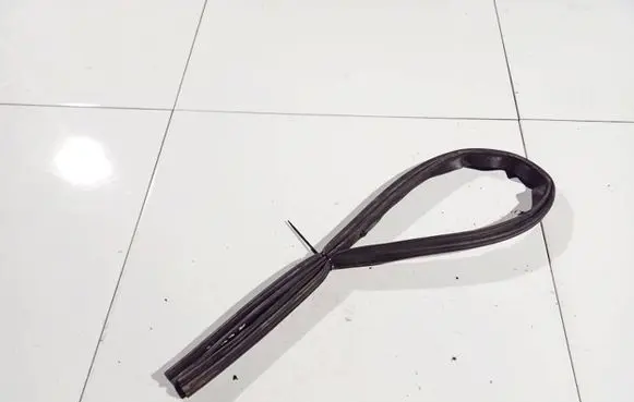 Land Rover Freelander Rubber seal front coupe door 