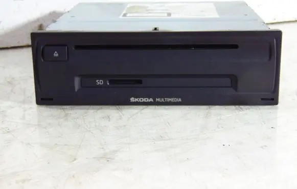 Skoda Octavia Mk3 (5E) Navigation unit CD/DVD player 5E0035820A