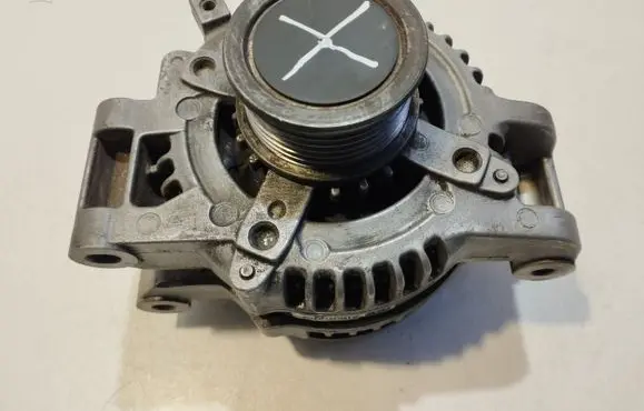 Toyota Corolla Verso AR10 Generator/alternator