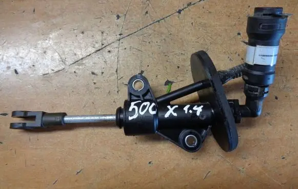 Fiat 500X Clutch slave cylinder 55190994