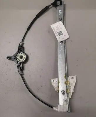 Mazda 6 Front window lifting mechanism without motor