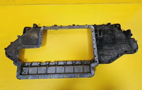 Audi A8 S8 D3 4E Oil sump 057103607C