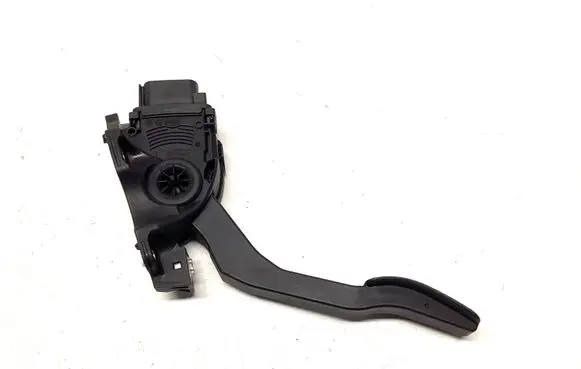 Volvo V60 Accelerator throttle pedal 31329062