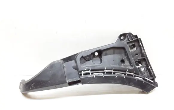 Volvo XC90 Front bumper mounting bracket 08620563