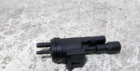 Mercedes-Benz CLA C117 X117 W117 Vacuum valve 0025407097