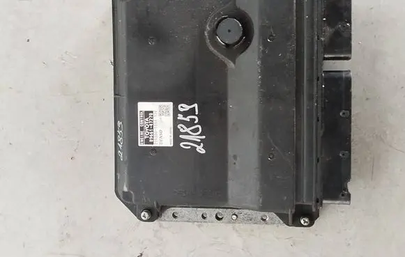 Toyota Prius (XW30) Engine control unit/module 8966147270 89661-47270