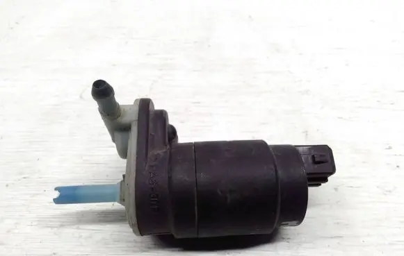 Opel Meriva A Windscreen/windshield washer pump 24439254