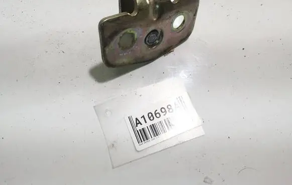 Opel Zafira A Rear door lock loop/hook striker 