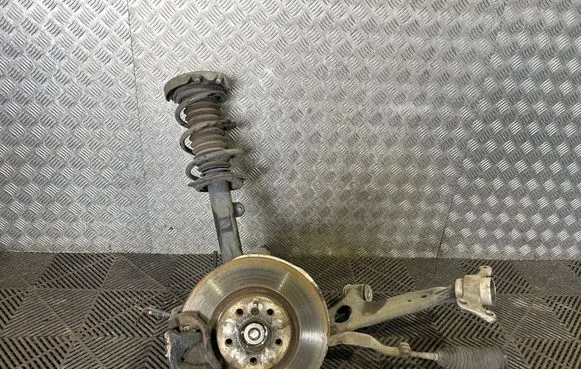 BMW X1 F48 F49 Front wheel hub 8643375 6886753 6876645
