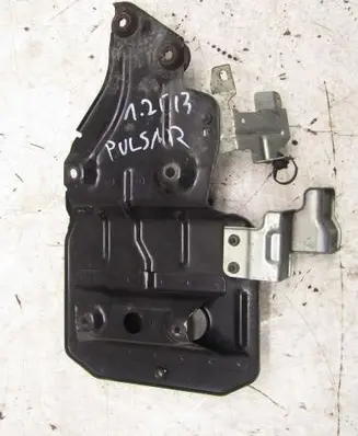Nissan Pulsar Battery bracket 