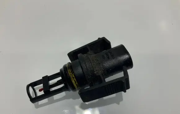 Mercedes-Benz E W211 Air pressure sensor A6611530028 6611530028