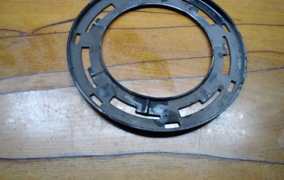 Mercedes-Benz E A207 In tank fuel pump screw locking ring/nut A0014710930