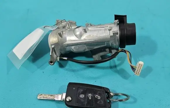 Skoda Octavia Mk3 (5E) Ignition lock 5Q0905865A IMPRK1520662