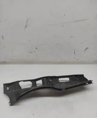 Volkswagen PASSAT B6 Front bumper mounting bracket 3C0807889