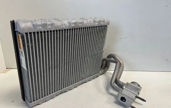 Opel Mokka B Air conditioning (A/C) radiator (interior) KG188001 J2842R1234VT